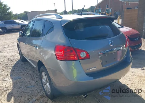 2013 Nissan Rogue Sv z USA, uszkodzony, nr VIN JN8AS5MV3DW601850